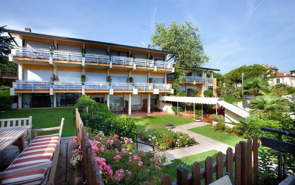 Lido International Hotel Desenzano del Garda Buitenkant foto