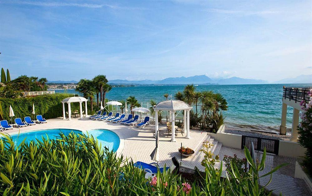 Lido International Hotel Desenzano del Garda Buitenkant foto