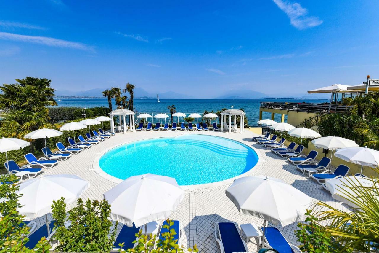 Lido International Hotel Desenzano del Garda Buitenkant foto