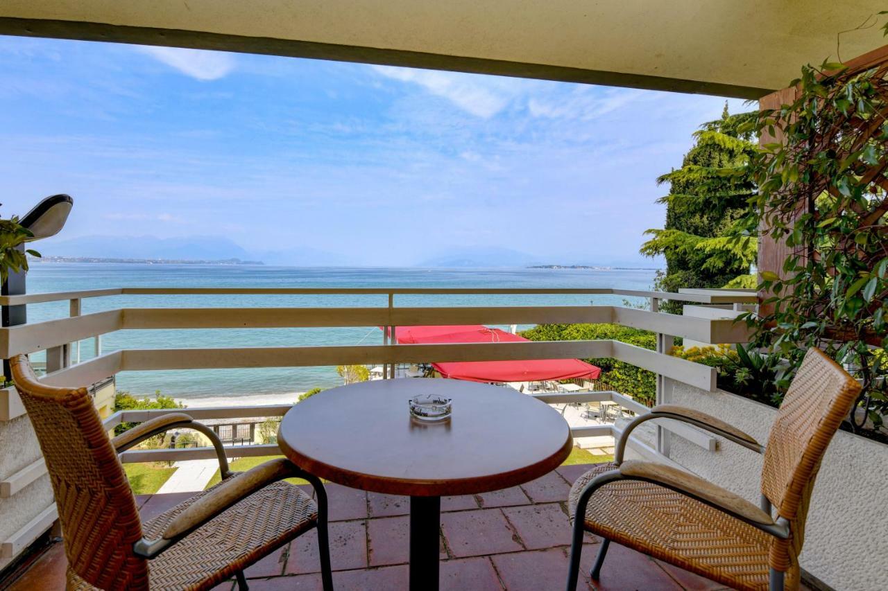 Lido International Hotel Desenzano del Garda Buitenkant foto